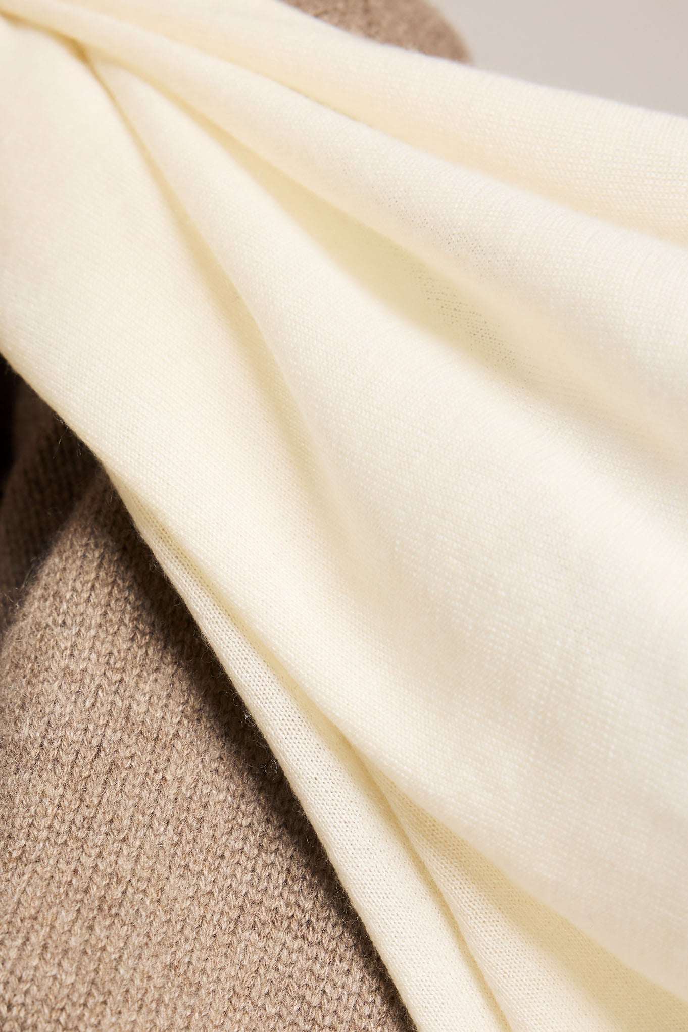Cashmere Wrap in Cream