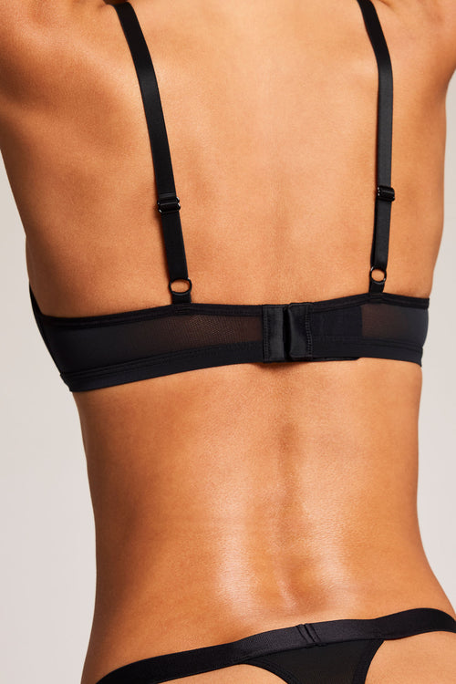 Sieve Stealth Non-Wire Bra in Black