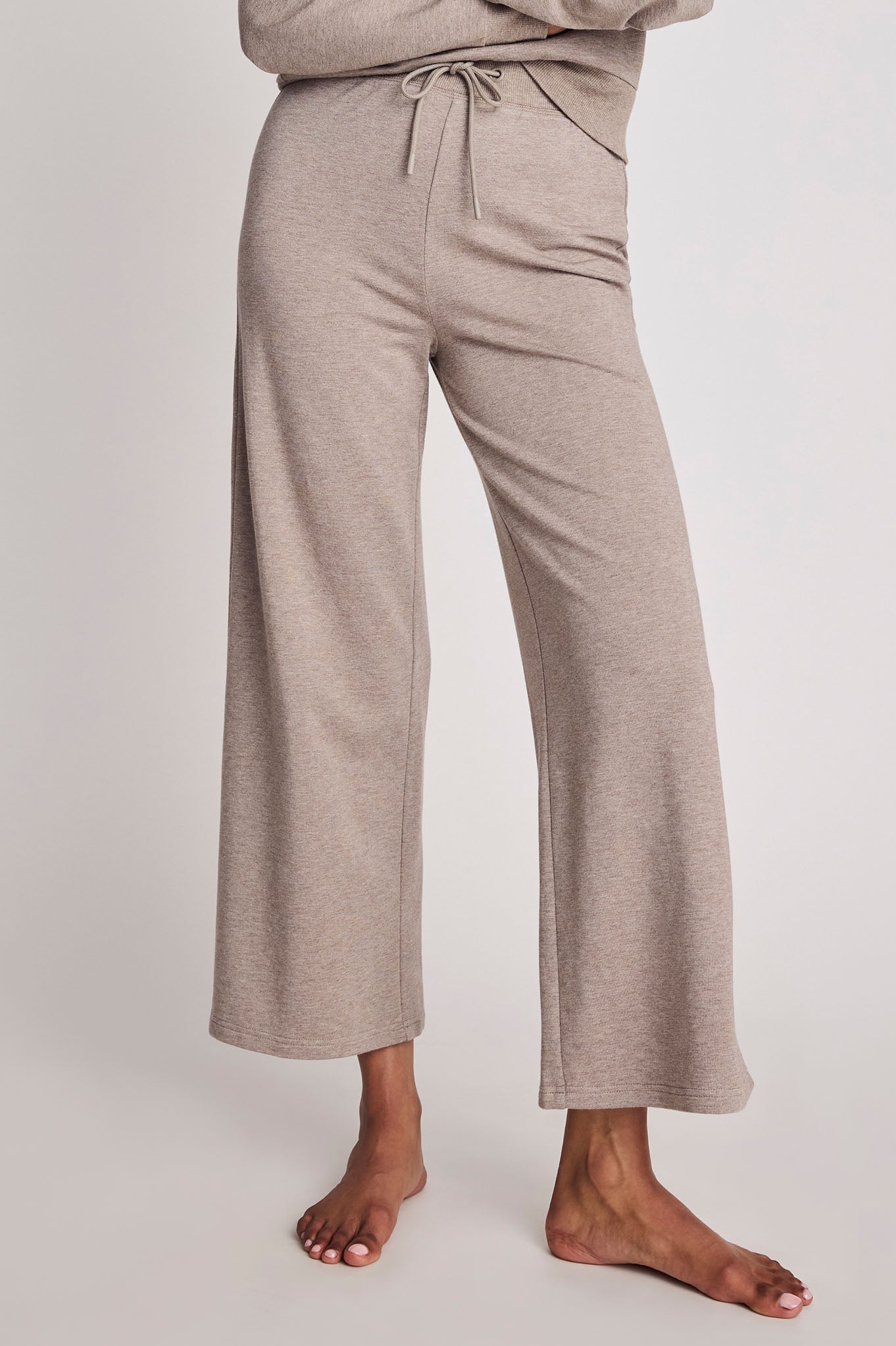 Club Crop Pant in Mink