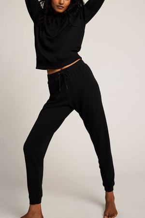 Club Jogger in Black