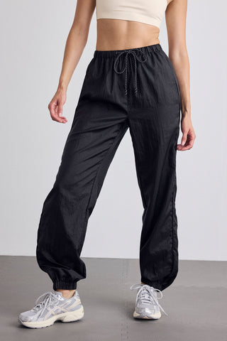 Detail view of Parachute Jogger in Black for sizer