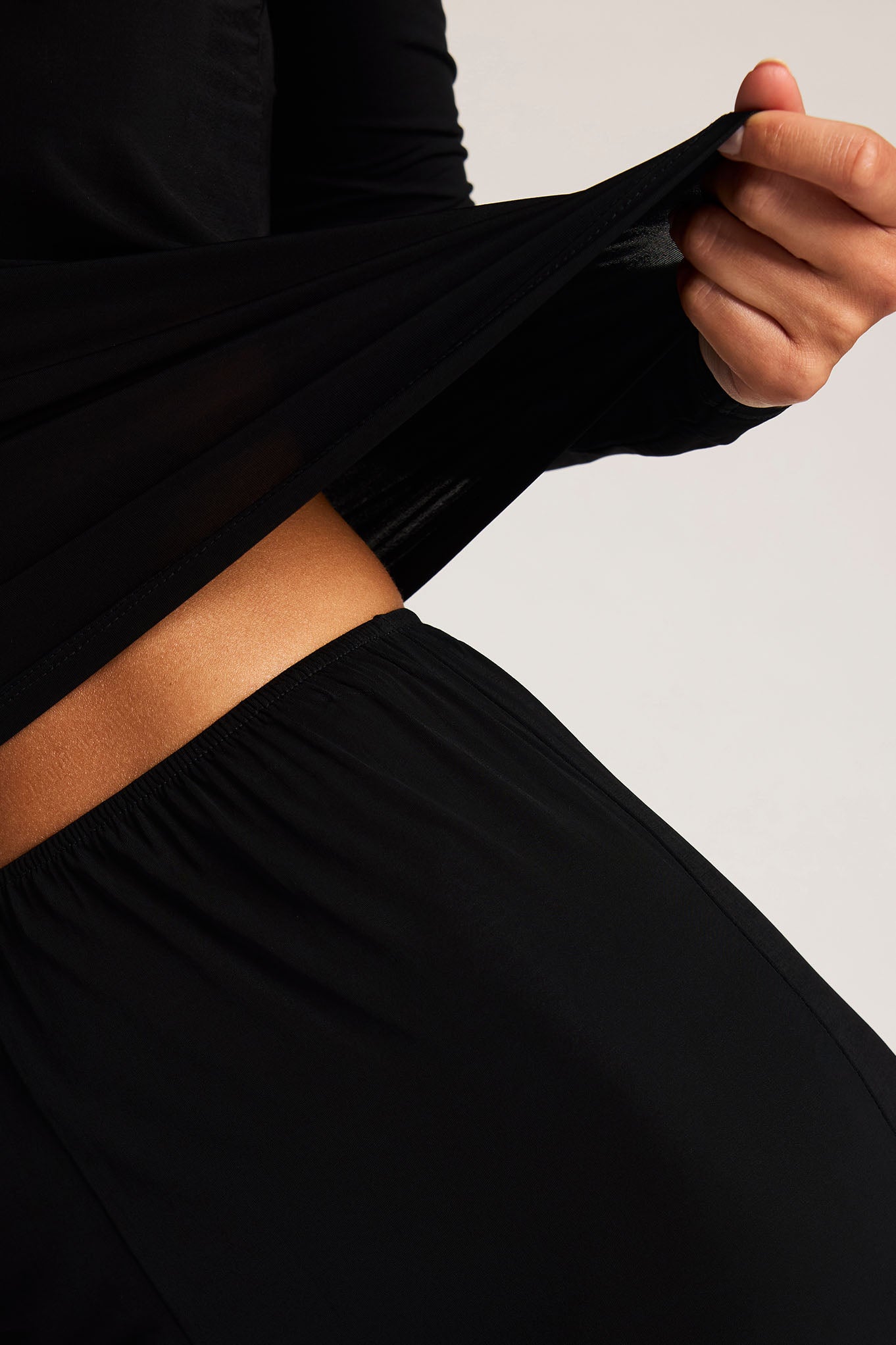 Slink Long Sleeve in Black