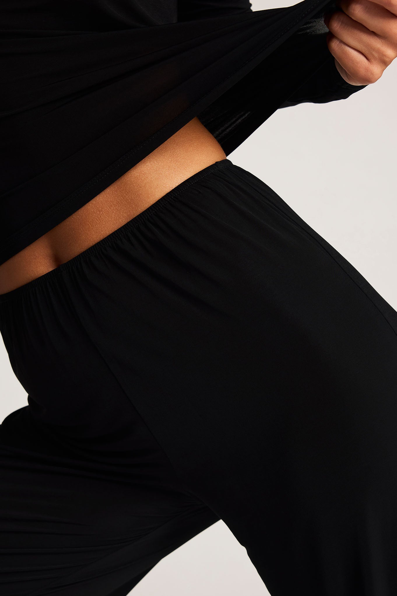 Slink Top in Black