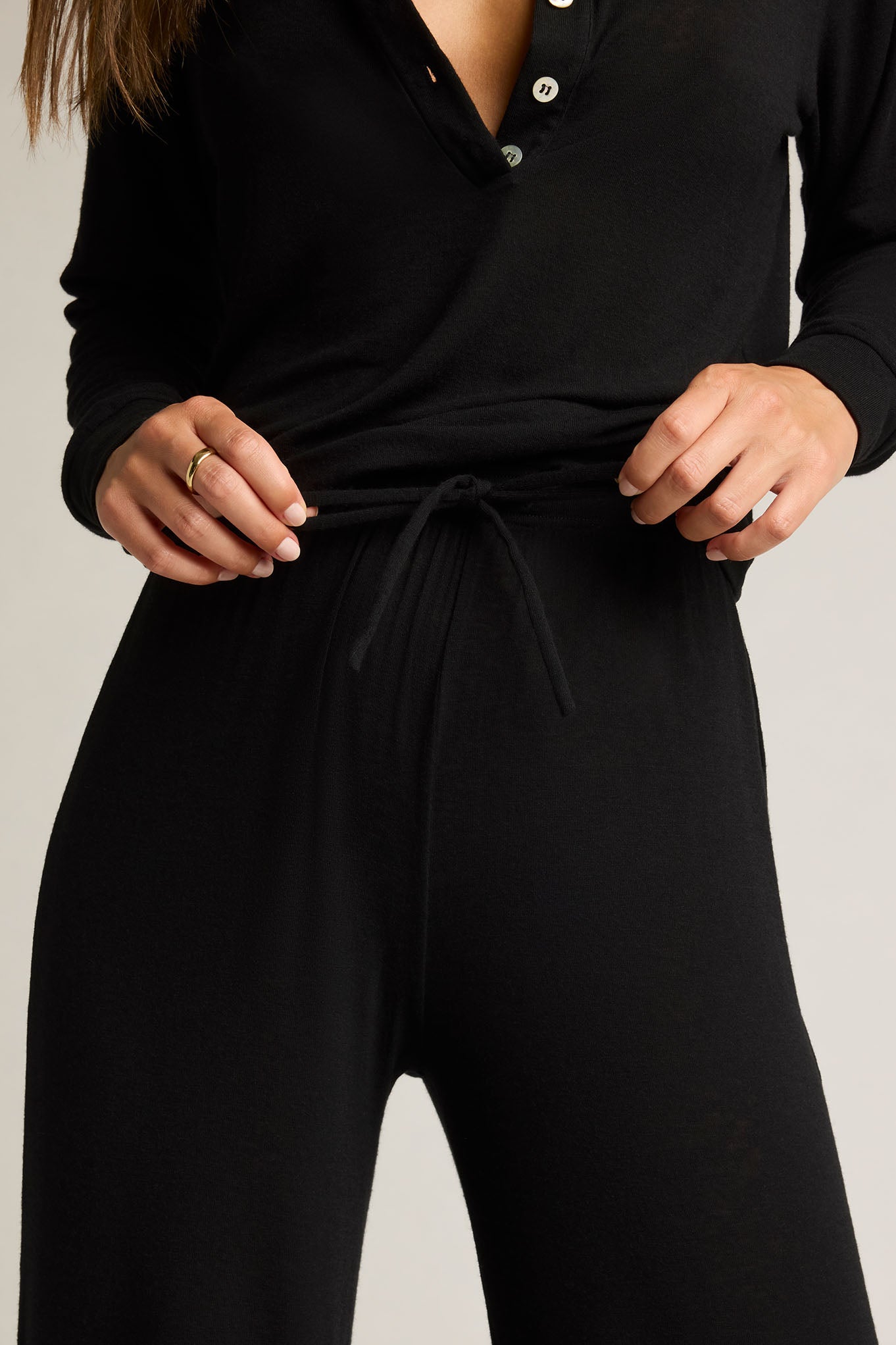 Fino Cashmere Track Pant in Black