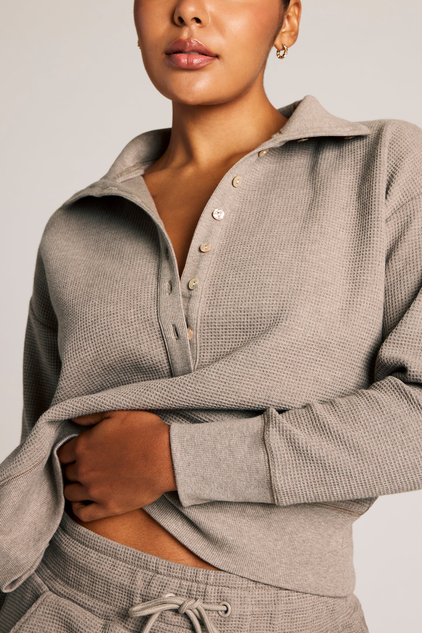 Waffle Knit Pullover in Mink