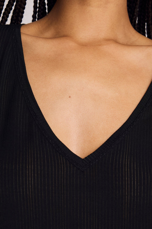 Black V-neck knit T-shirt with ribbed texture and short sleeves