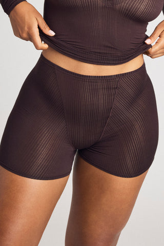 Detail view of Whipped Boxer in Ganache for sizer