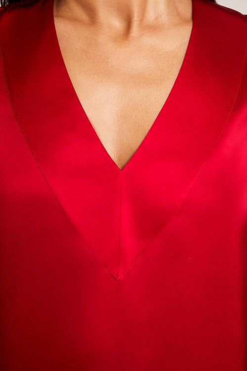 Eclipse Silk V-Top in Cerise