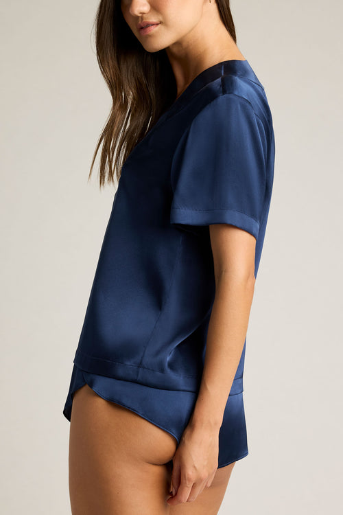Eclipse Washable Silk V-Top in Navy