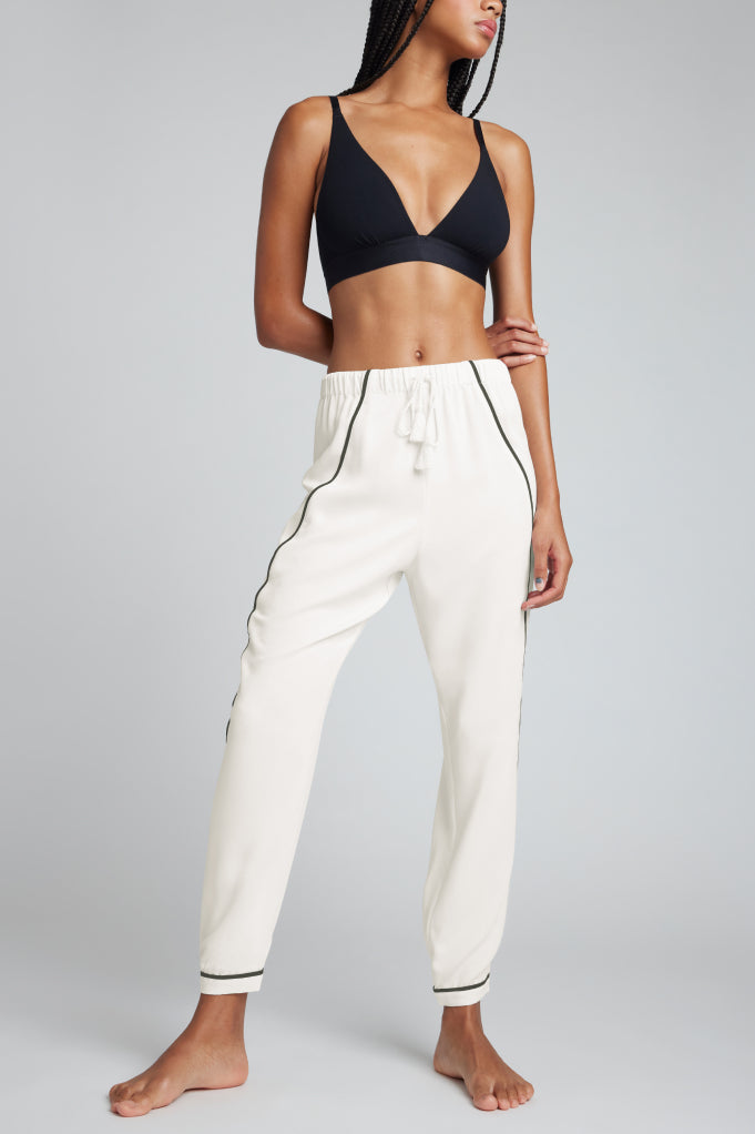 Supreme Jogger Pant in Ivory