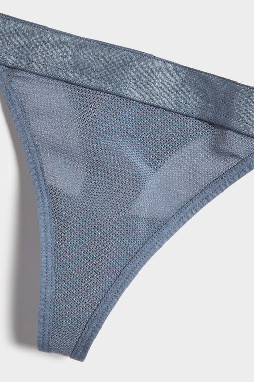Honeycomb micromesh is strong but soft