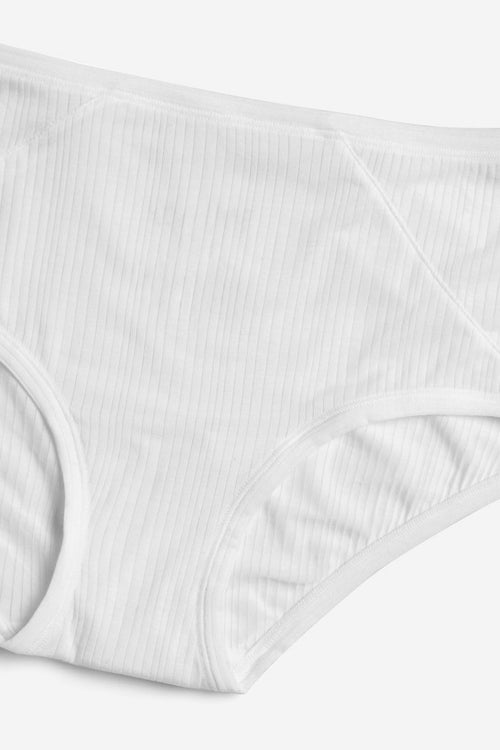 Diagonal princess seams + drop-needle stitch give textural intrigue