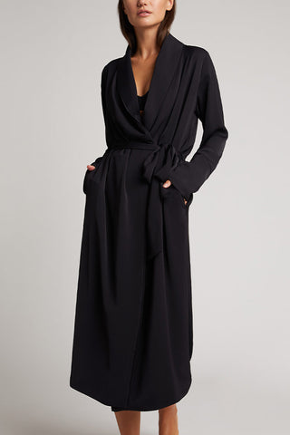 Detail view of Supreme Classic Robe in Black for sizer